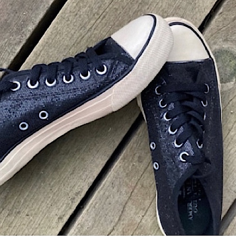 Sparkly Shoes AMERICAN EAGLE Chuck Taylor Style Shiny Black White Size 7